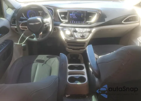 2017 Chrysler Pacifica Touring из США, поврежденный, VIN 2C4RC1DG8HR812692